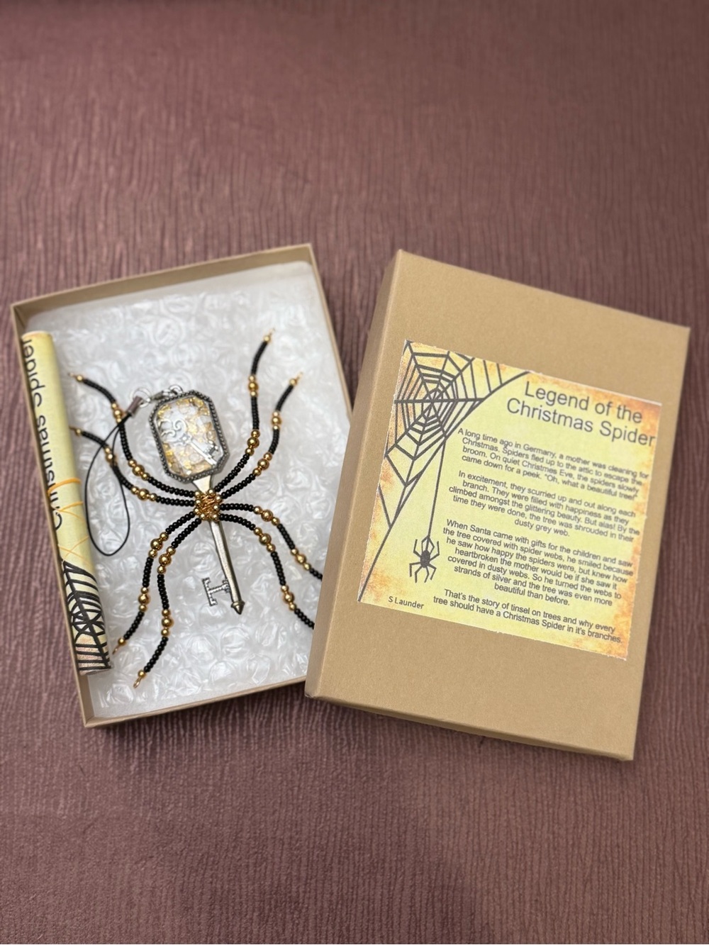 Beaded Spider Ornament with Key Accent - Black & Gold